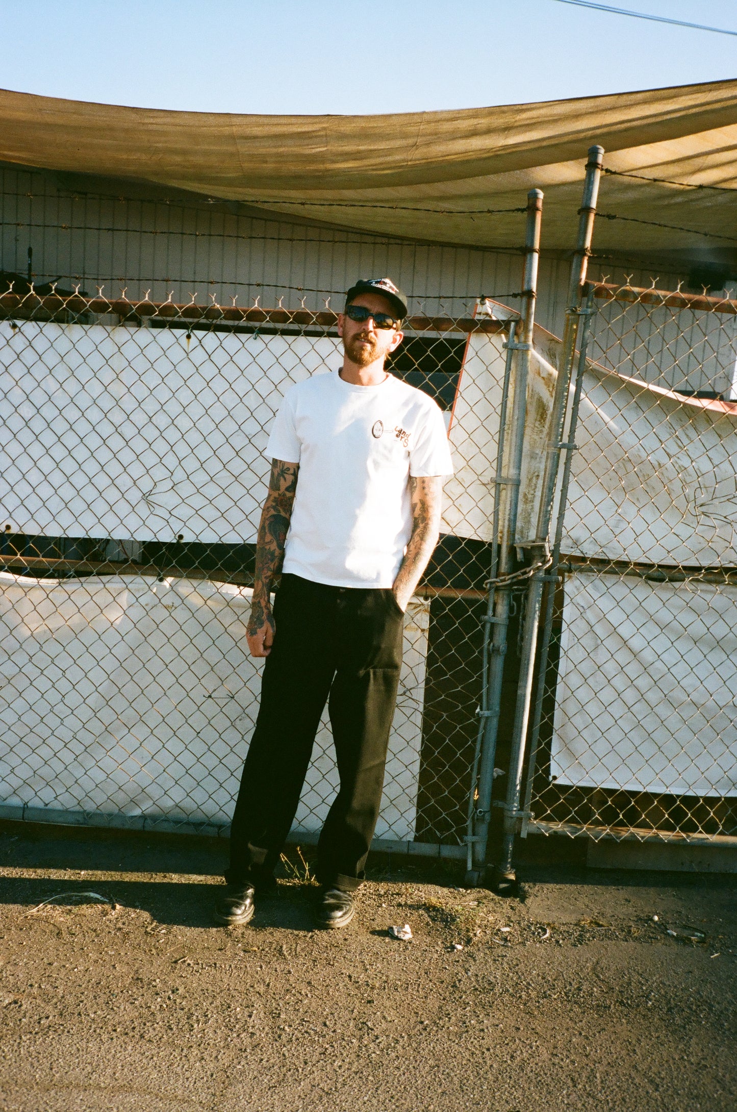 FRONT END TEE